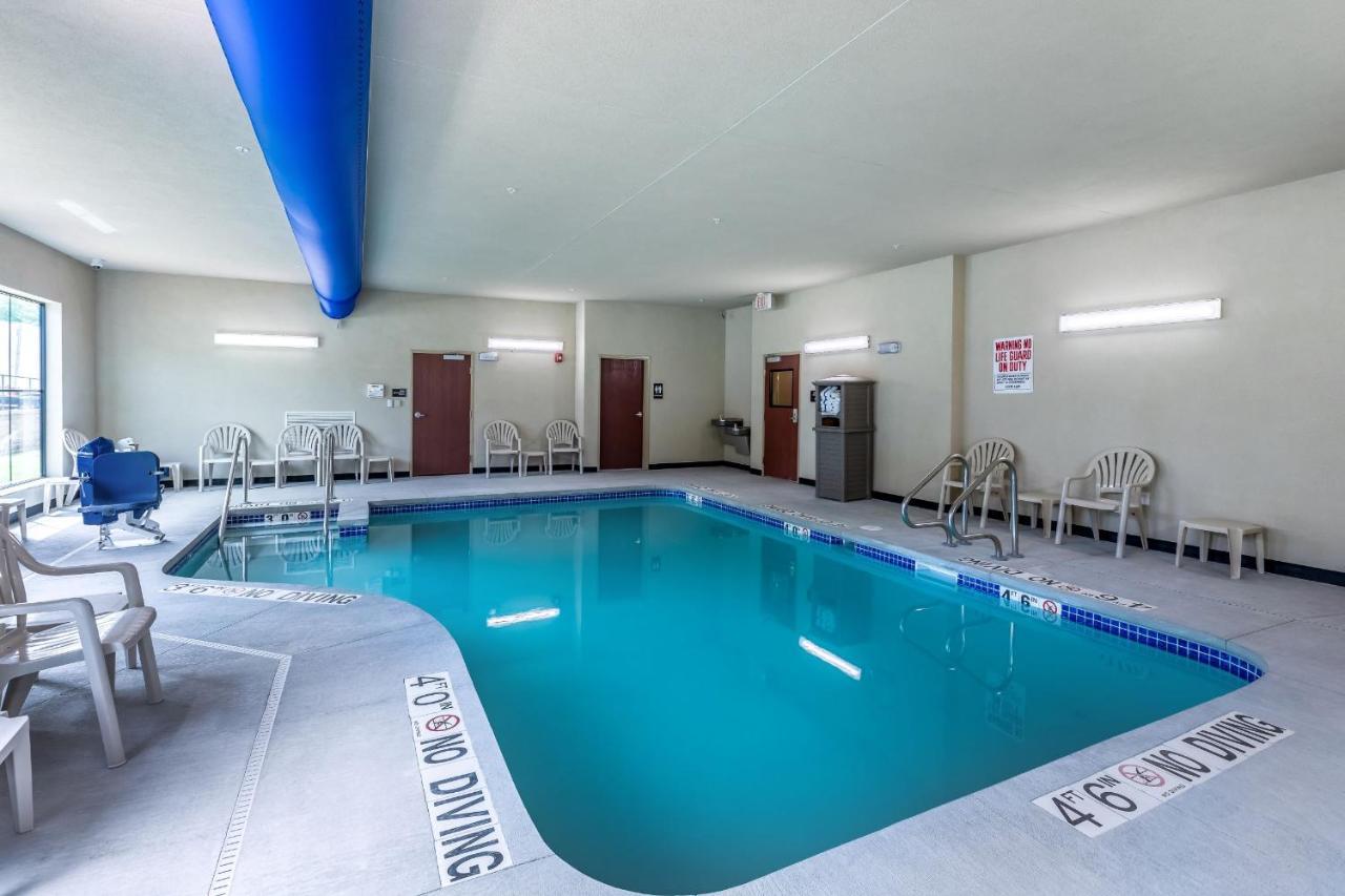Cobblestone Hotel & Suites Hartford المظهر الخارجي الصورة